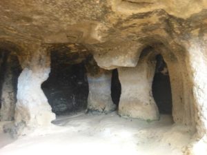 Borgo di Rometta e Grotte Saracene